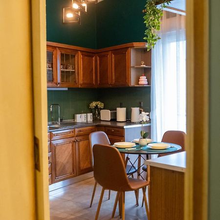 卡斯托里亚Corner House公寓 外观 照片